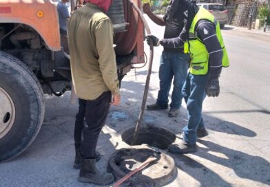 Realizó COMAPA Acciones de Mantenimiento a la red Sanitaria en la Colonia La Joya