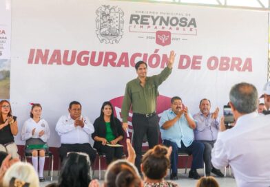Inauguraron Alcalde Carlos Peña Ortiz, Alumnos, Maestros y Padres de Familia un Aula Educativa