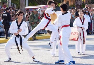 Encabeza Américo Villarreal Desfile por el 114 Aniversario del Inicio de la Revolución Mexicana