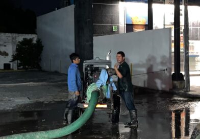Gobierno de Beto Granados Informa Sobre Reparación de Fuga de Agua en la Calle Primera