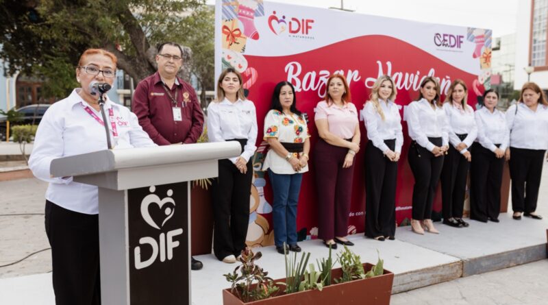 Inaugura DIF Matamoros el Bazar Navideño 2025 de los Talleres CEDIF en la Plaza Principal