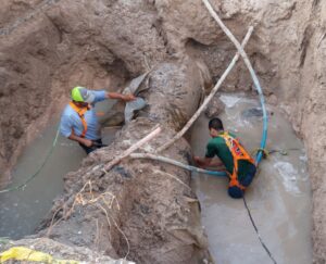 Reparó COMAPA Fuga de Agua Potable en la Colonia Del Maestro – Grupo RM ...